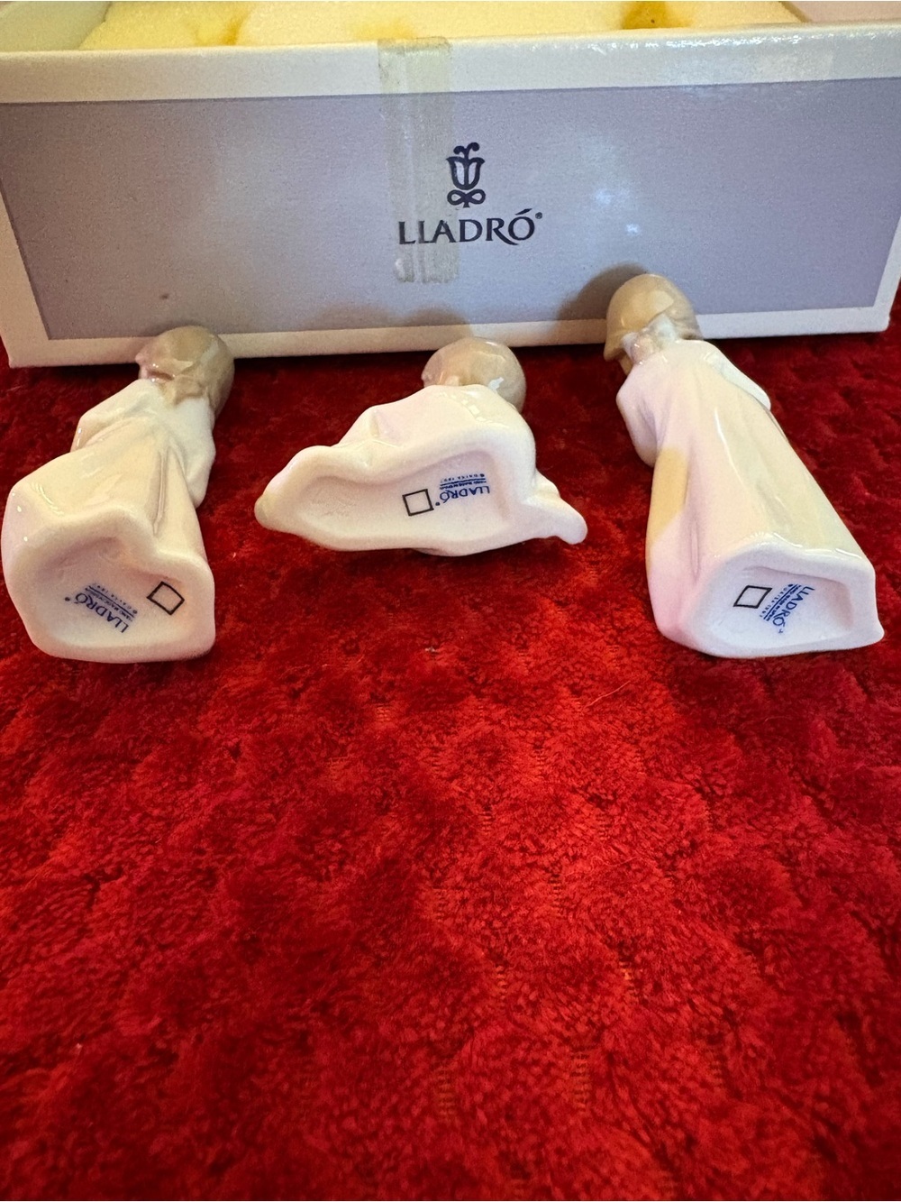 Lladró Christmas Morning Mini Bell Ornament Set #5940 Porcelain 3pc Set w/ Box - Picture 11 of 15